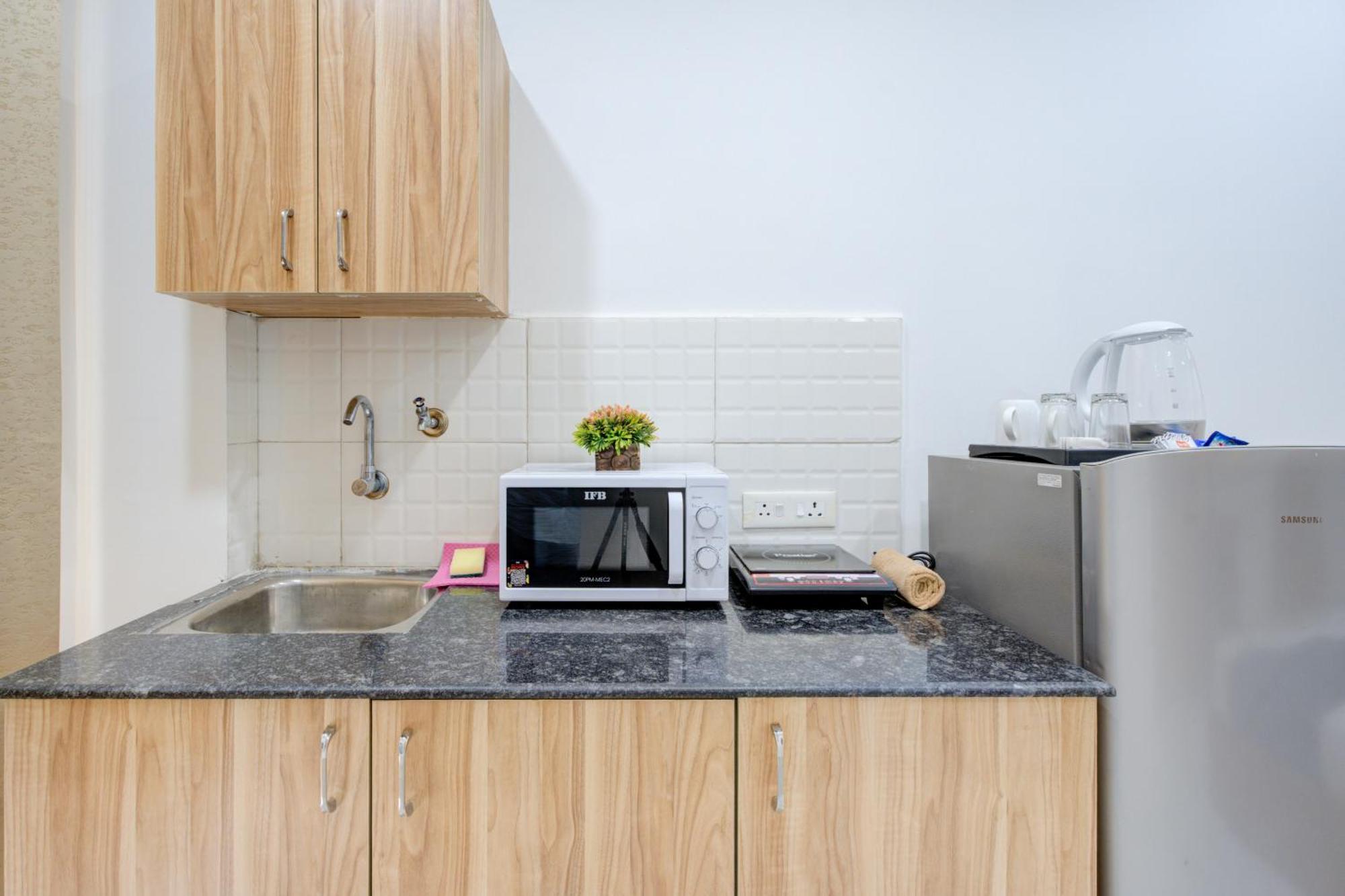 The Lodgers Studio Apartment Infront Of Artemis Hospital Gurugram Gurgaon Luaran gambar