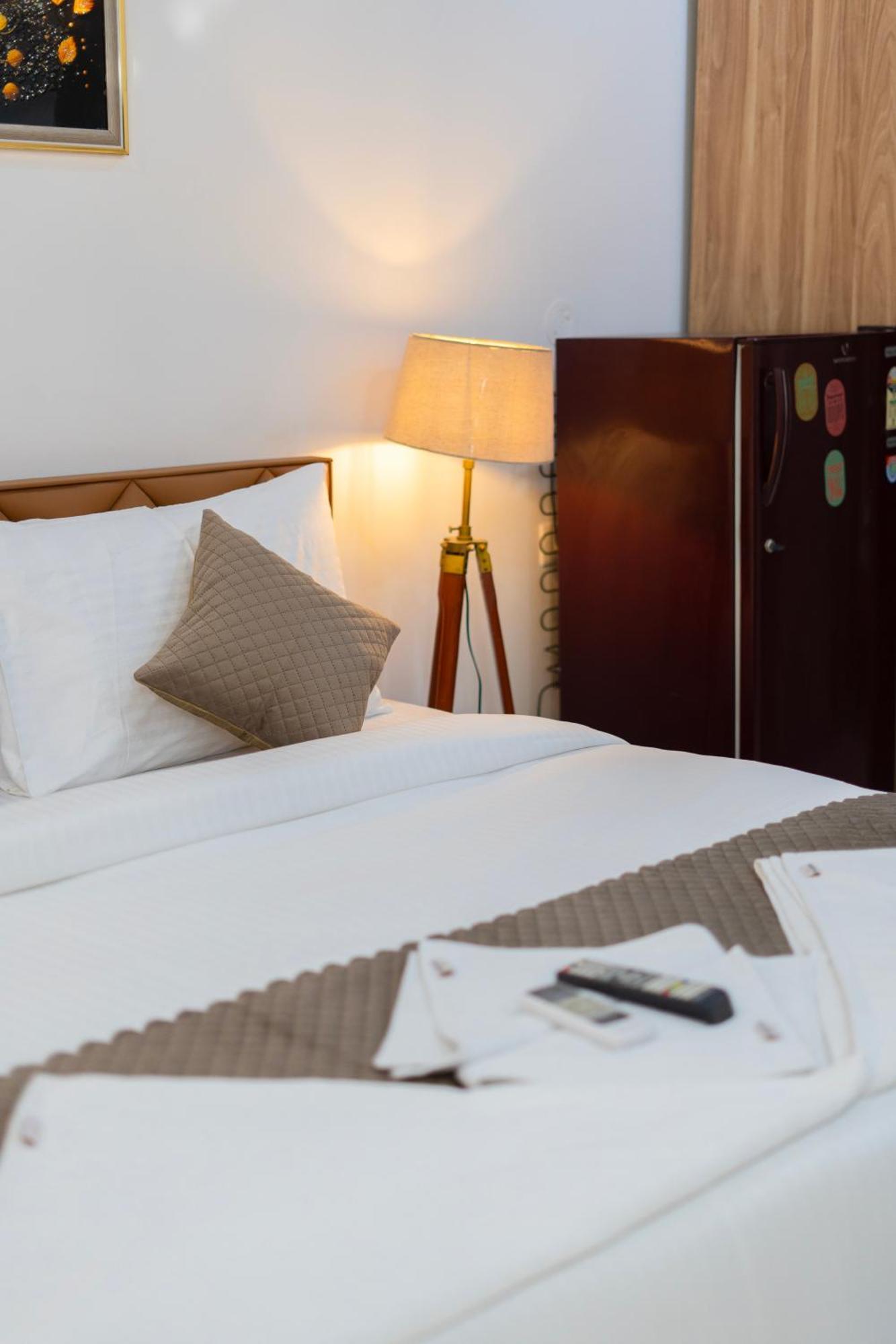The Lodgers Studio Apartment Infront Of Artemis Hospital Gurugram Gurgaon Luaran gambar