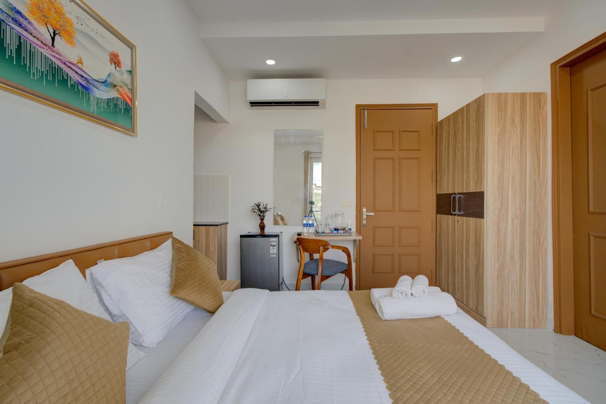 The Lodgers Studio Apartment Infront Of Artemis Hospital Gurugram Gurgaon Luaran gambar